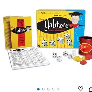 Classic Yahtzee by Hasbro NWT!!
